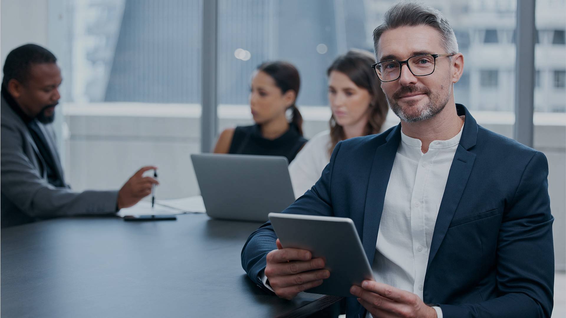 Du chaos au système et à la croissance